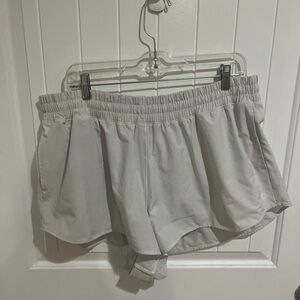 Women's Offline by Aerie Gray Athletic Shorts Size XL Lined Running EUC Stretch
